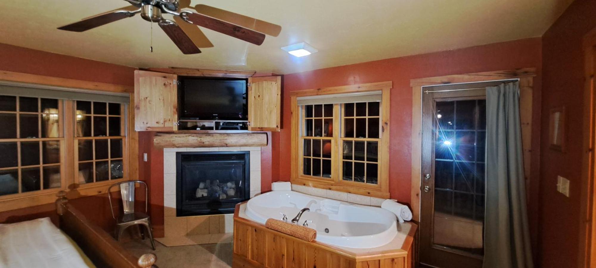 Chanticleer Cabins Стърджън Бей Екстериор снимка