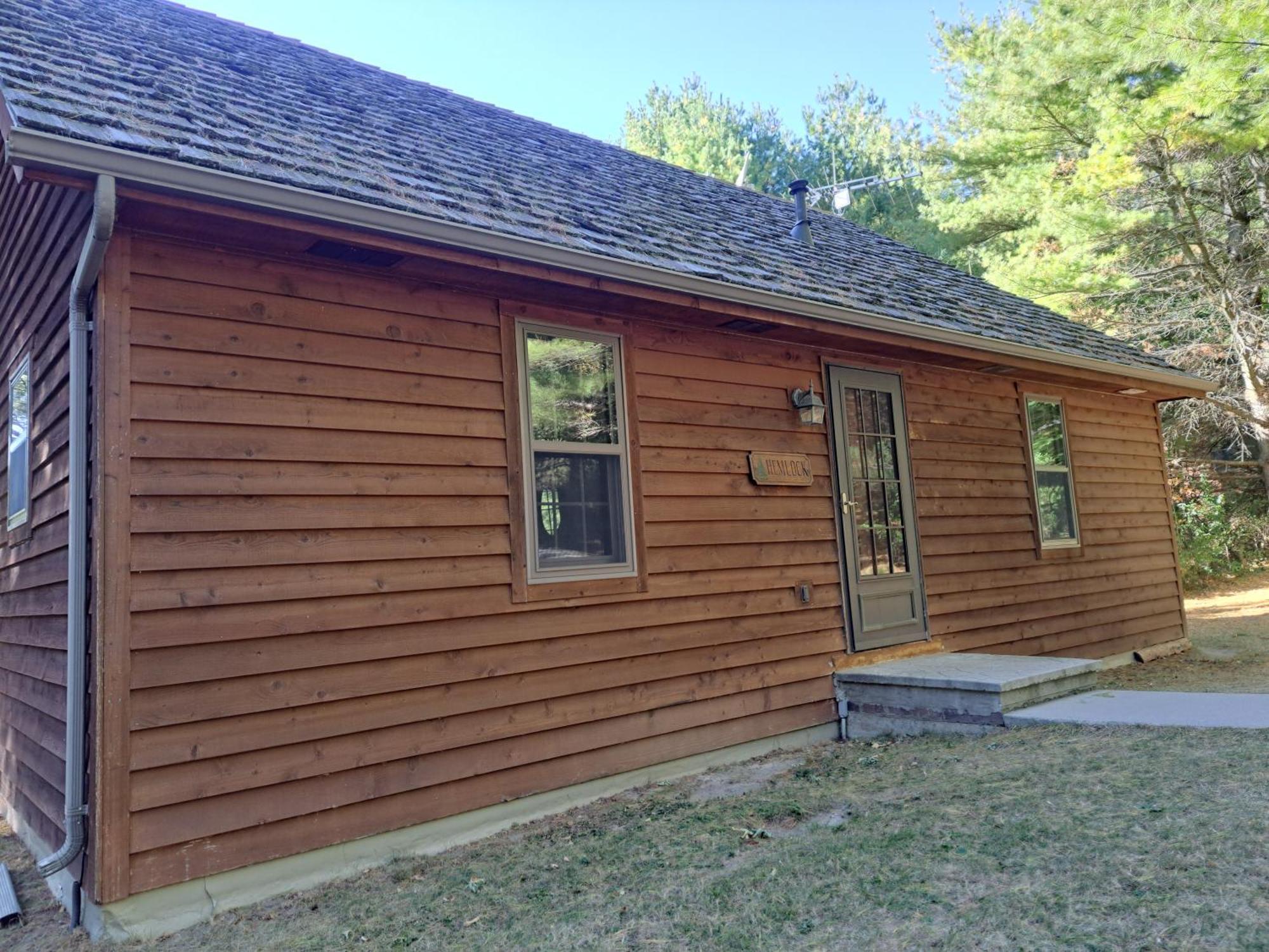 Chanticleer Cabins Стърджън Бей Екстериор снимка