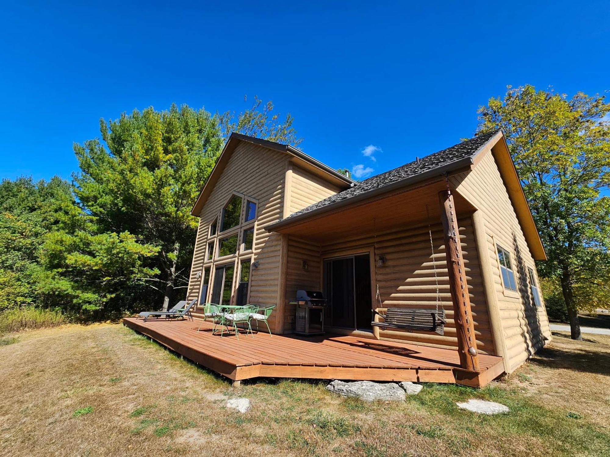 Chanticleer Cabins Стърджън Бей Екстериор снимка