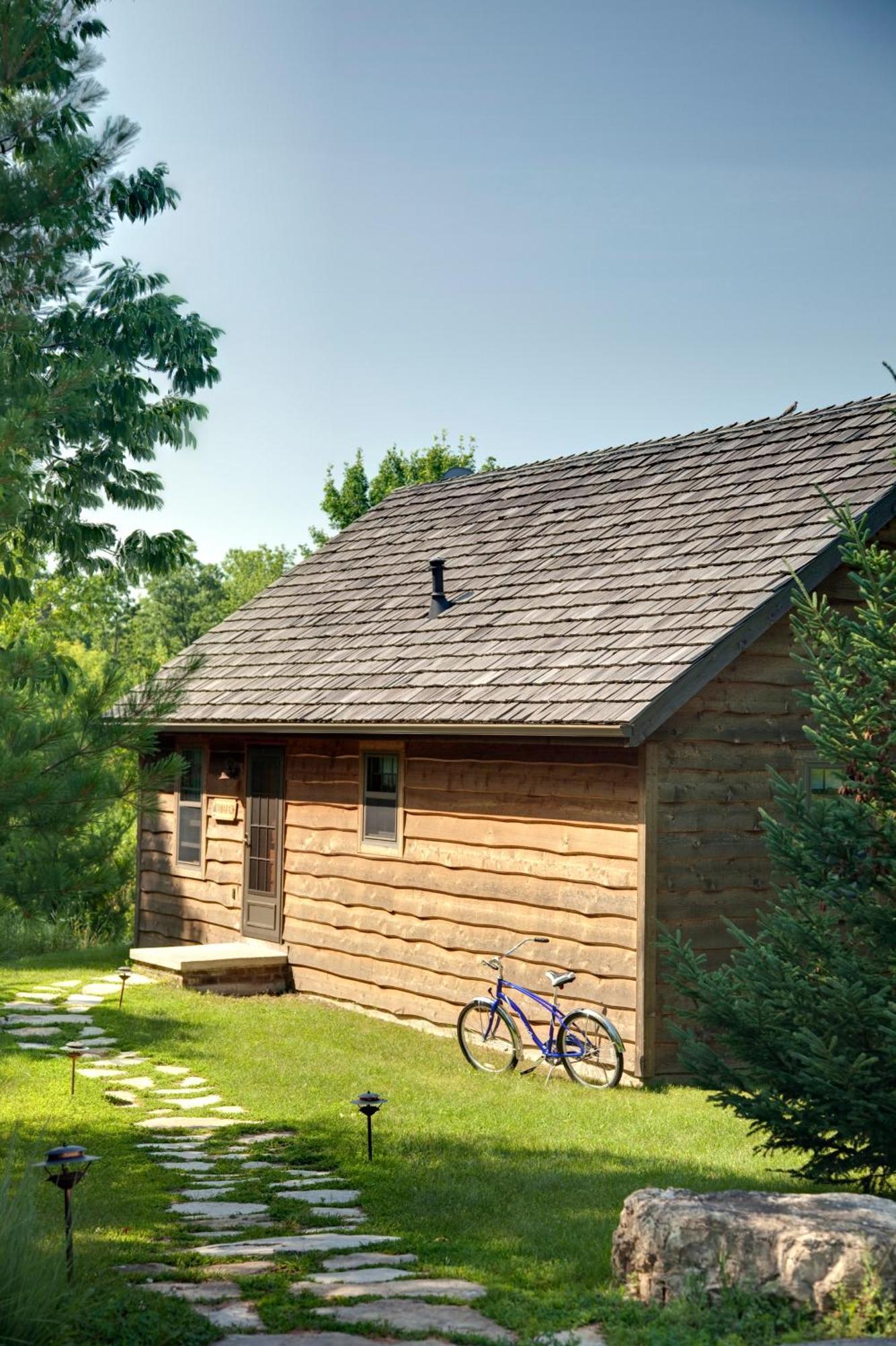 Chanticleer Cabins Стърджън Бей Екстериор снимка