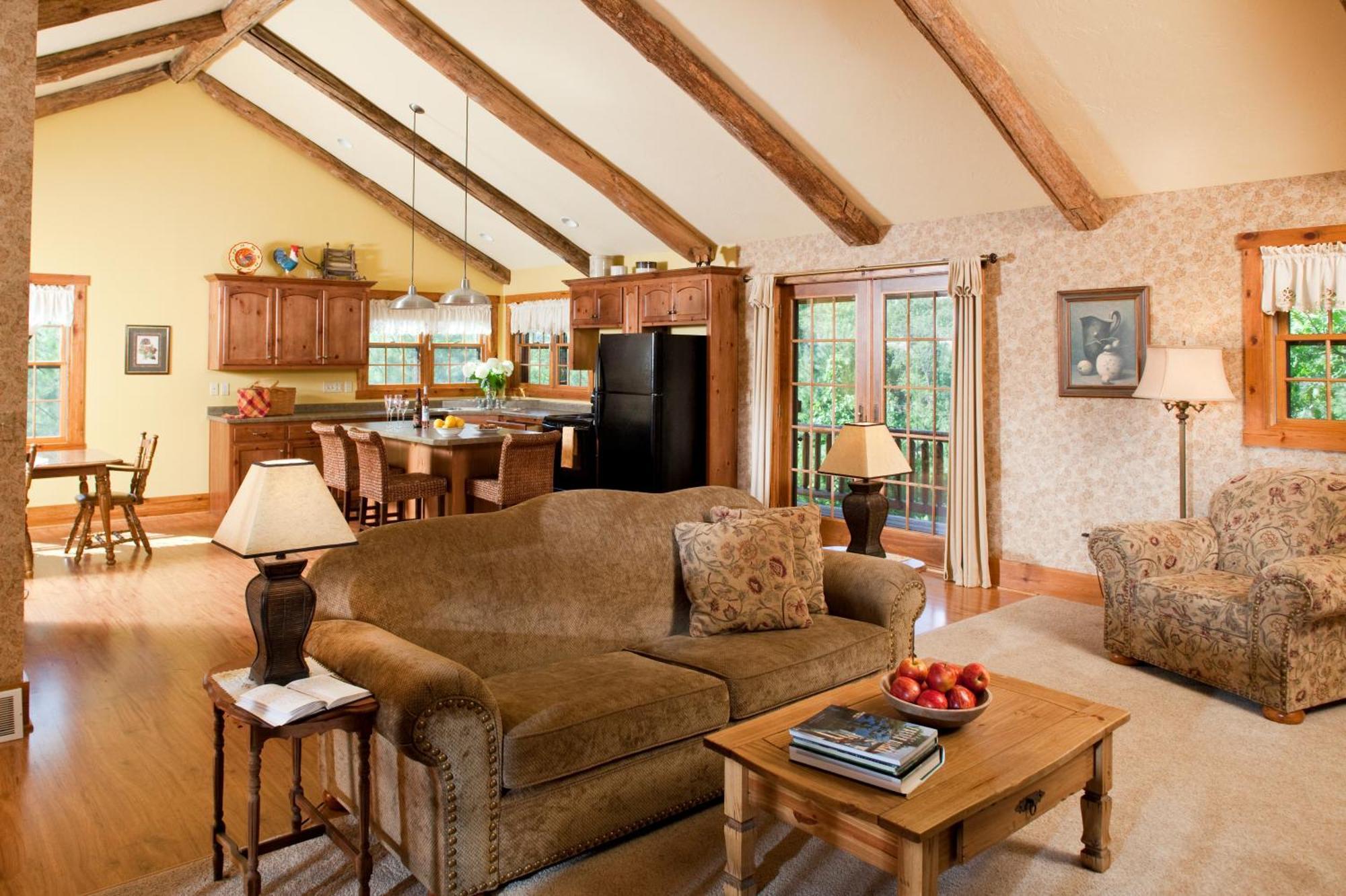 Chanticleer Cabins Стърджън Бей Екстериор снимка