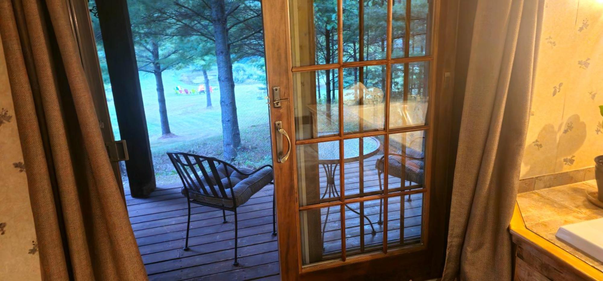 Chanticleer Cabins Стърджън Бей Екстериор снимка